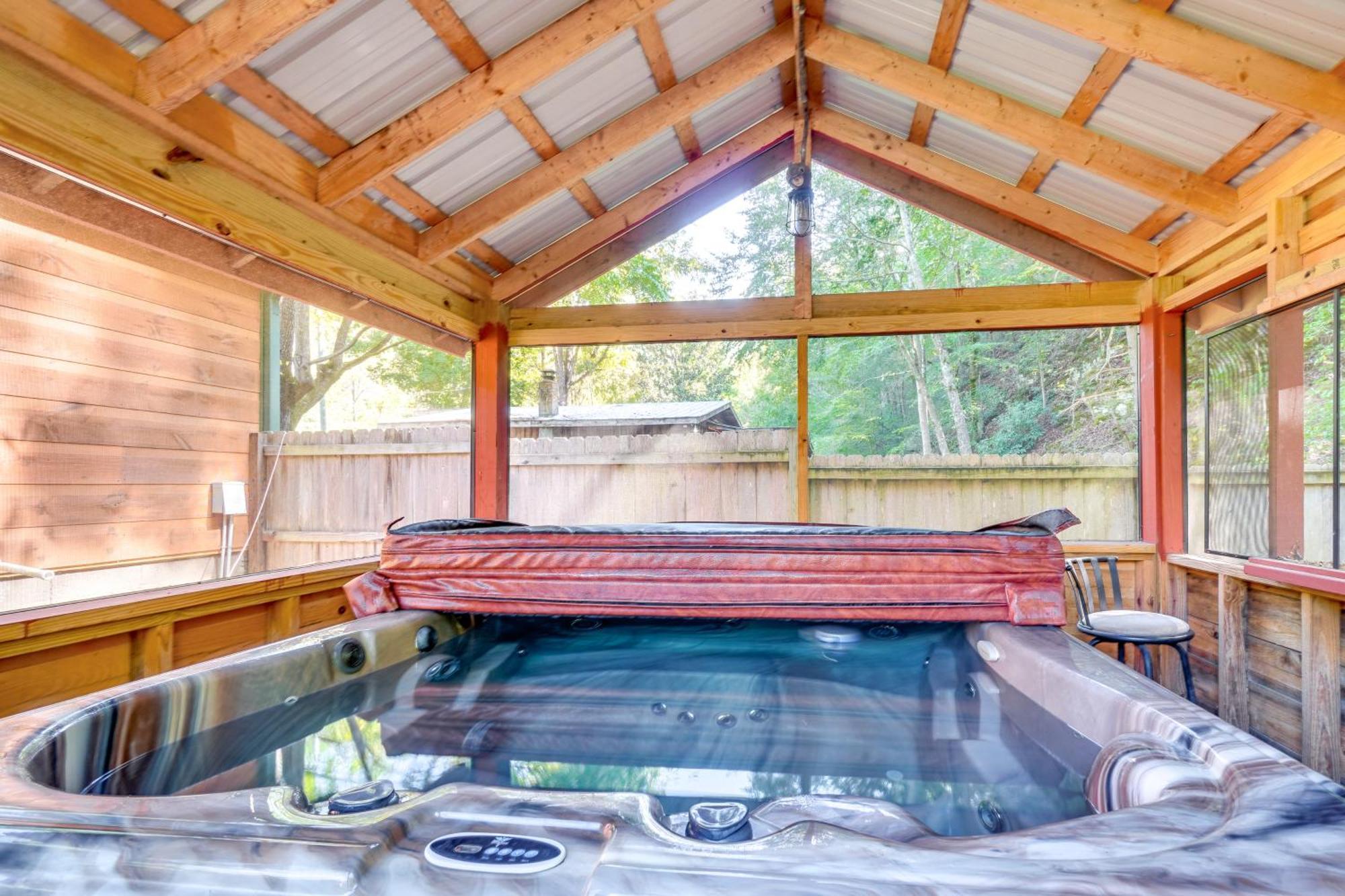 Just Fur Relaxin Sevierville Cabin With Hot Tub! Exteriér fotografie